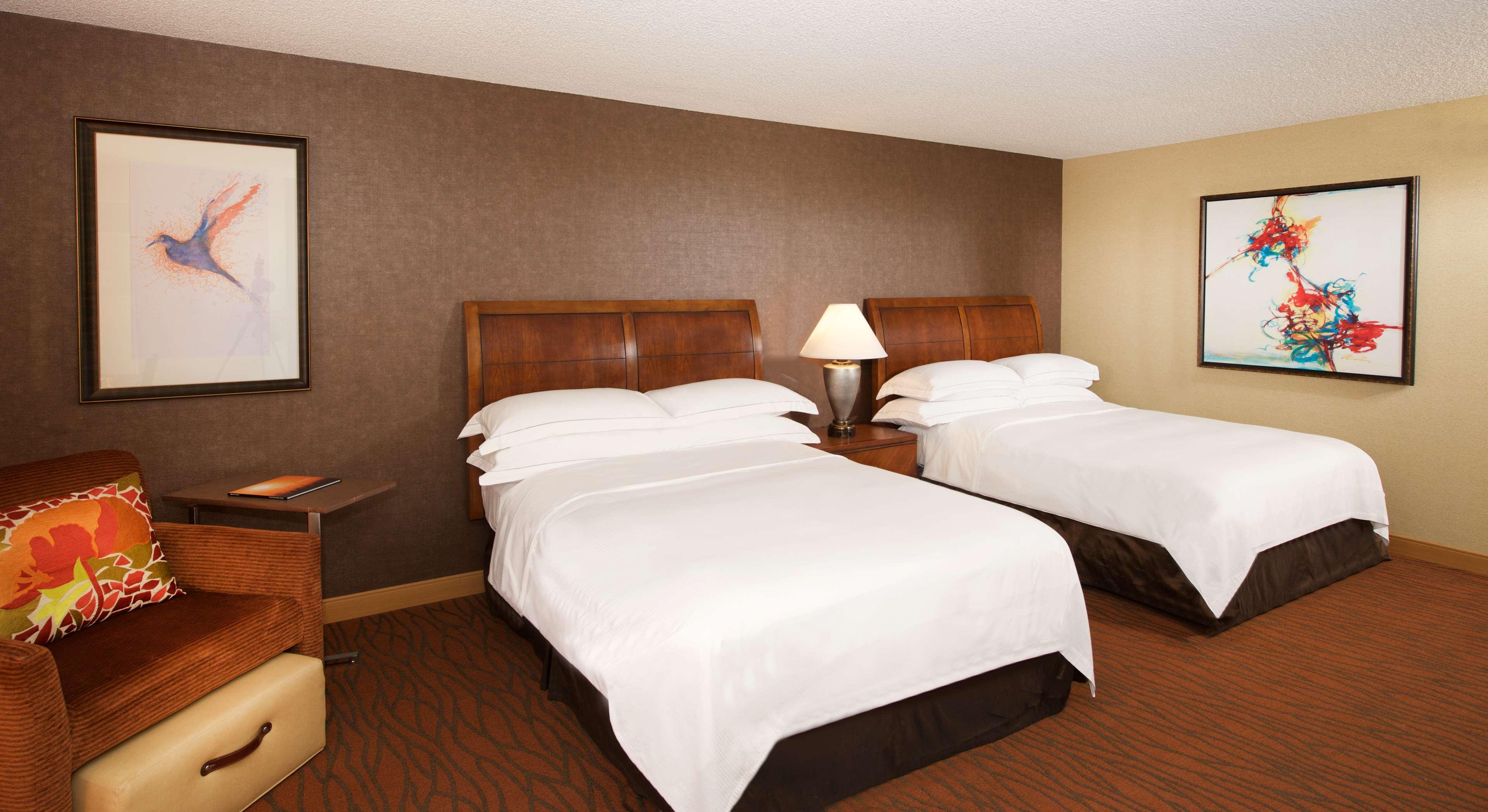 Hilton Orange County/Costa Mesa Hotel Екстериор снимка