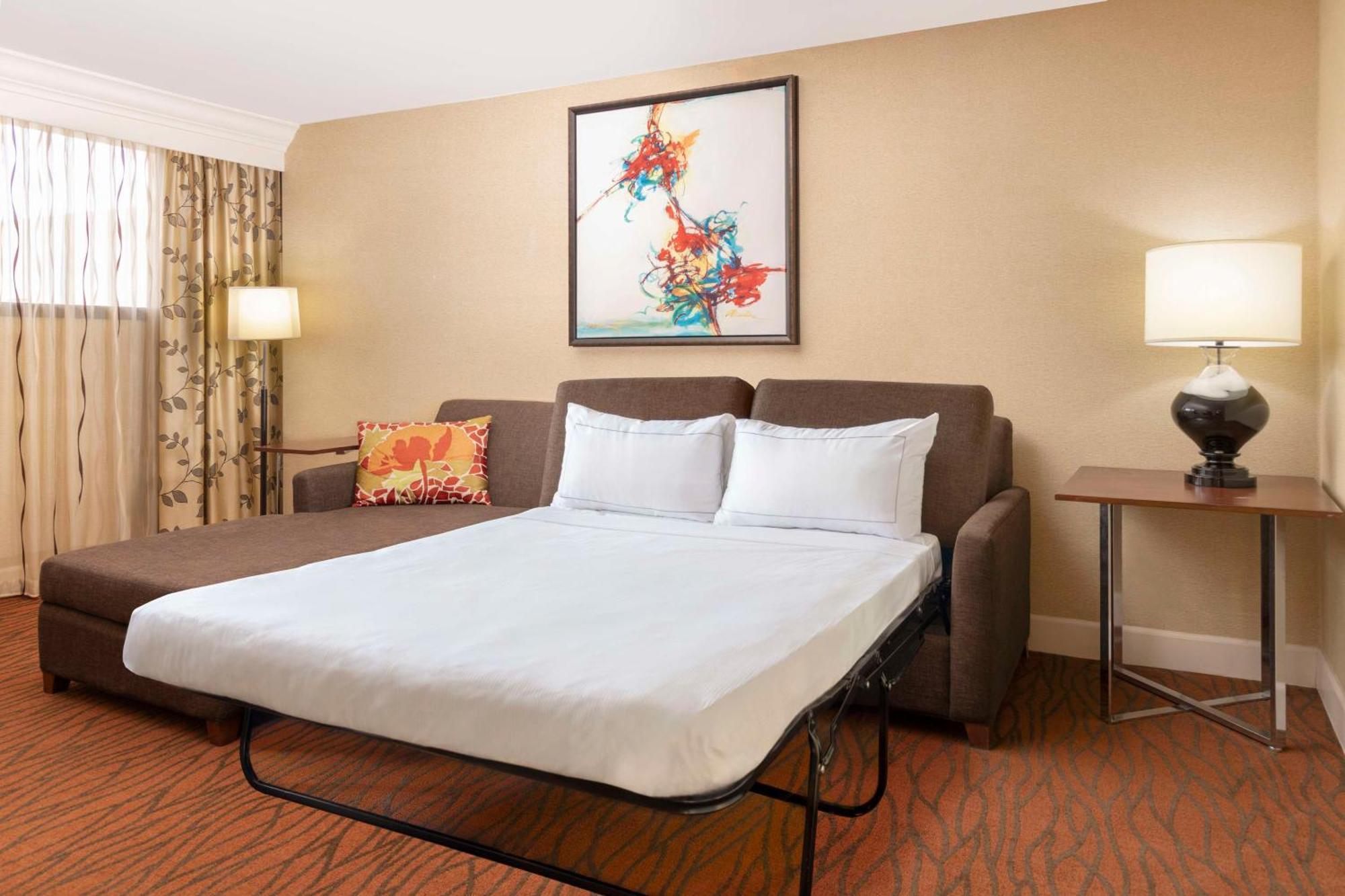 Hilton Orange County/Costa Mesa Hotel Екстериор снимка