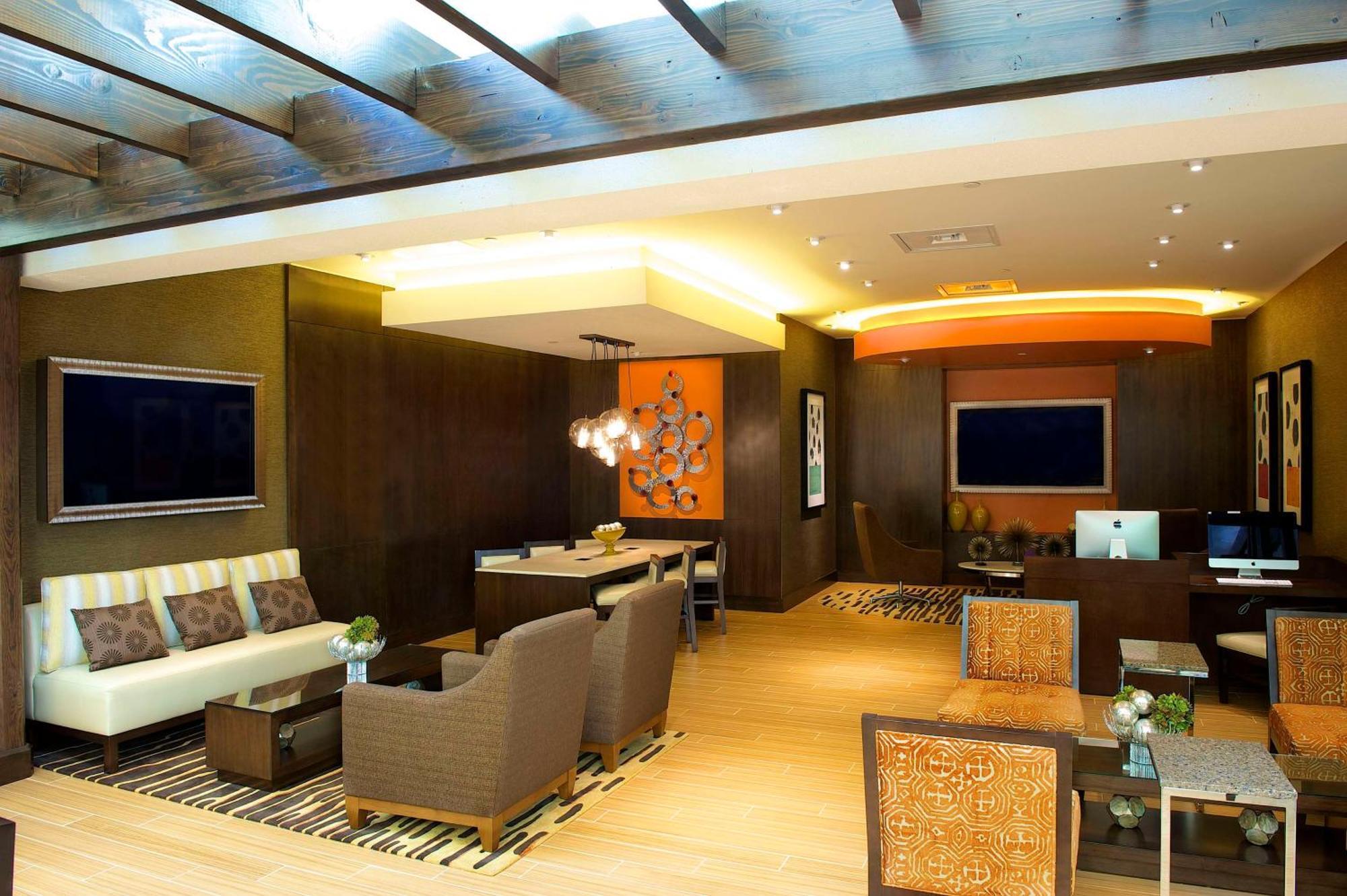 Hilton Orange County/Costa Mesa Hotel Екстериор снимка